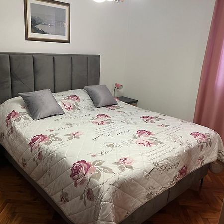 Apartments Julija Vela Luka Eksteriør billede