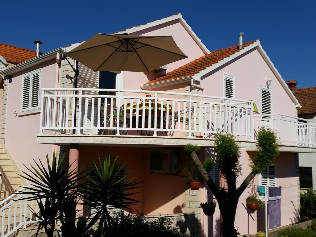 Apartments Julija Vela Luka Værelse billede