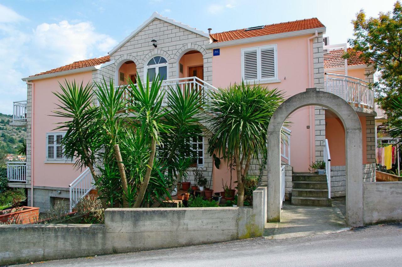 Apartments Julija Vela Luka Eksteriør billede